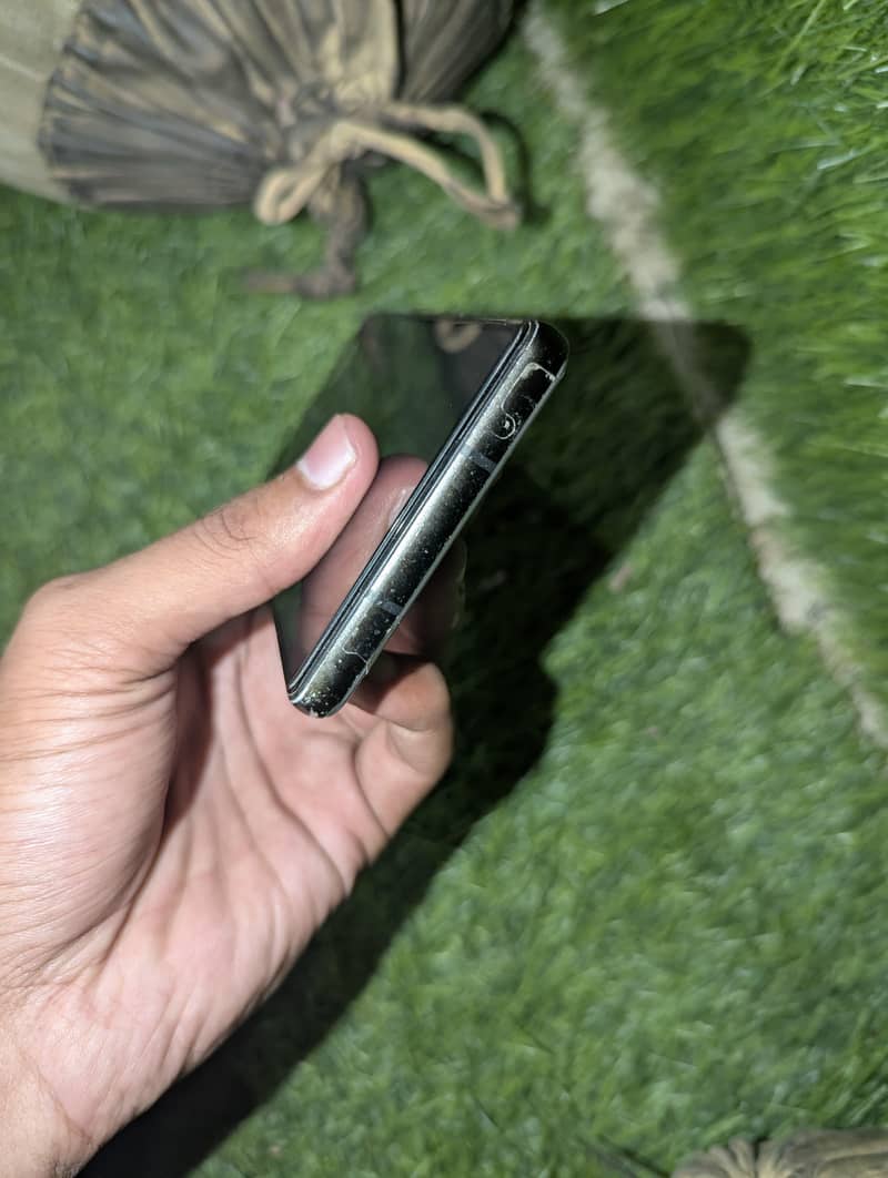 Google Pixel 6a 4