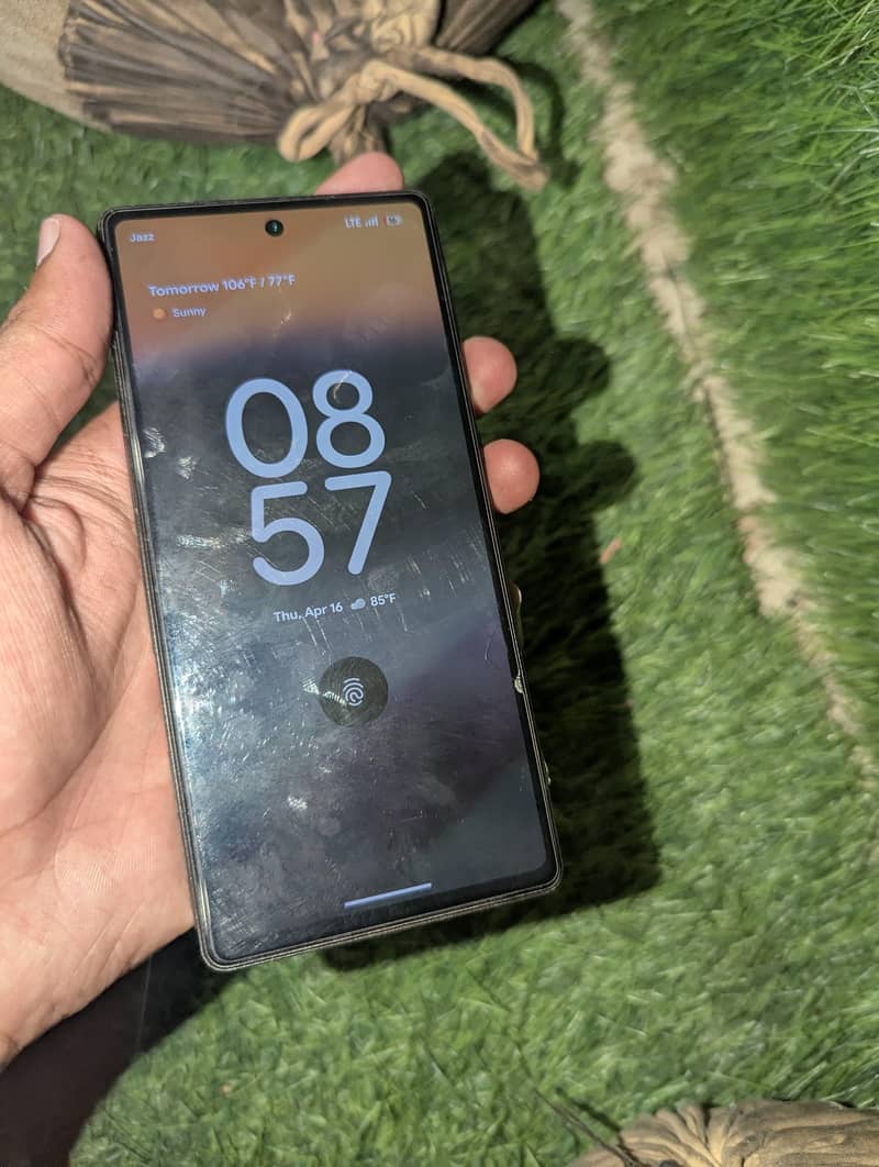 Google Pixel 6a 5