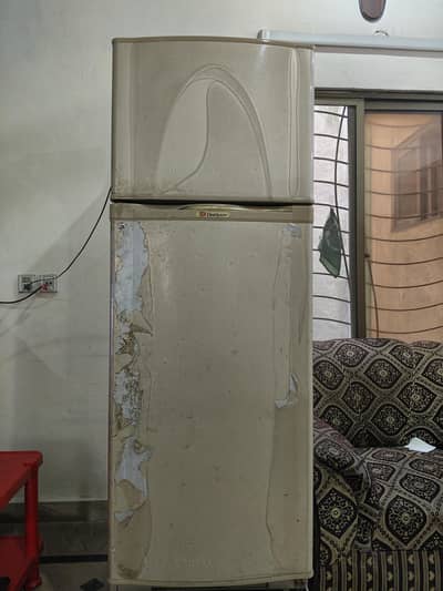 Refrigerator
