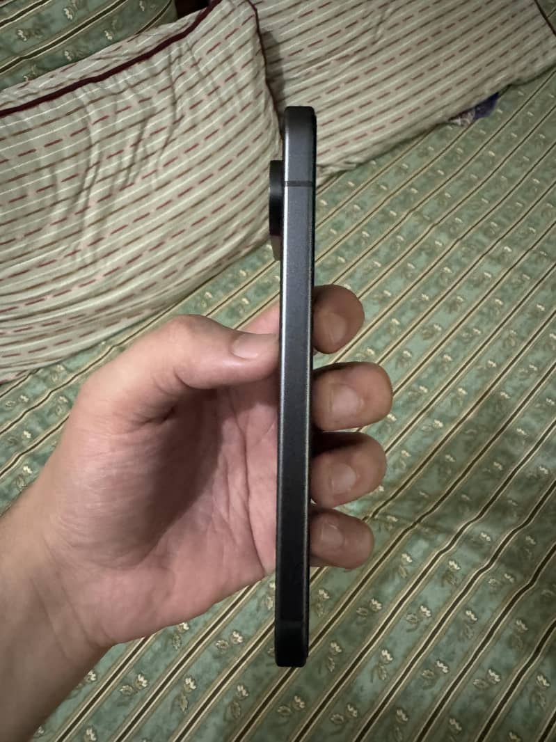 Google Pixel 9 – 10/10 Condition 4