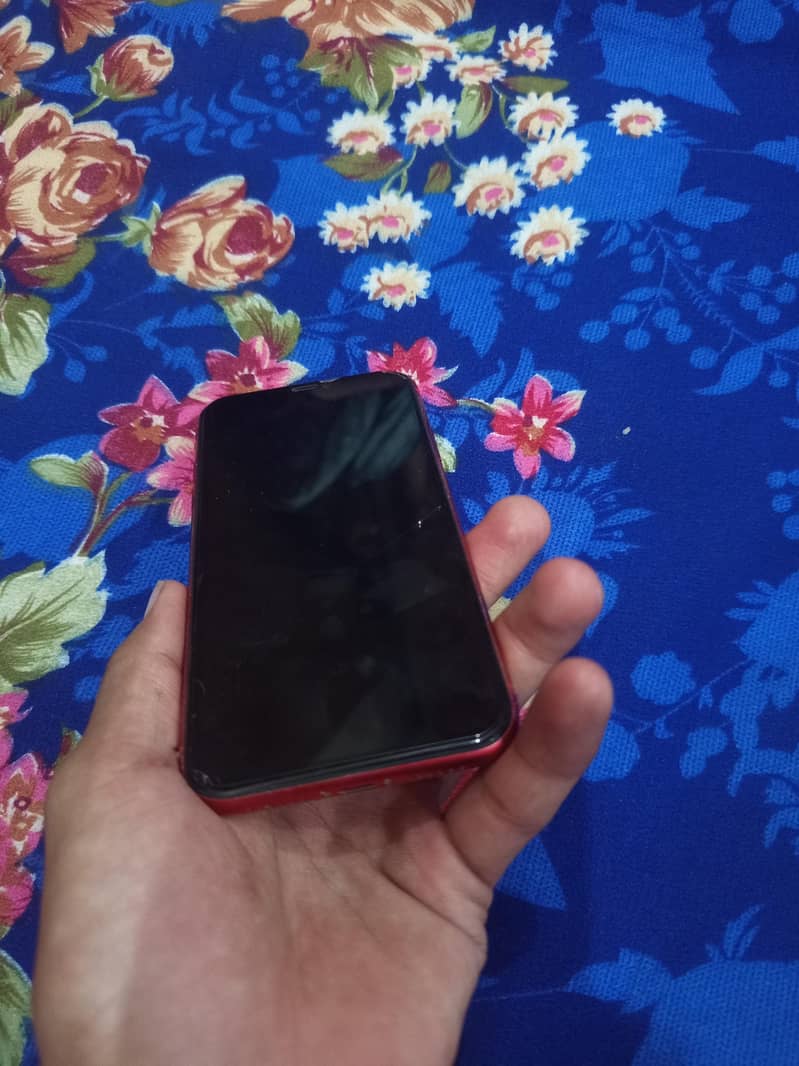 Apple iPhone 11 8