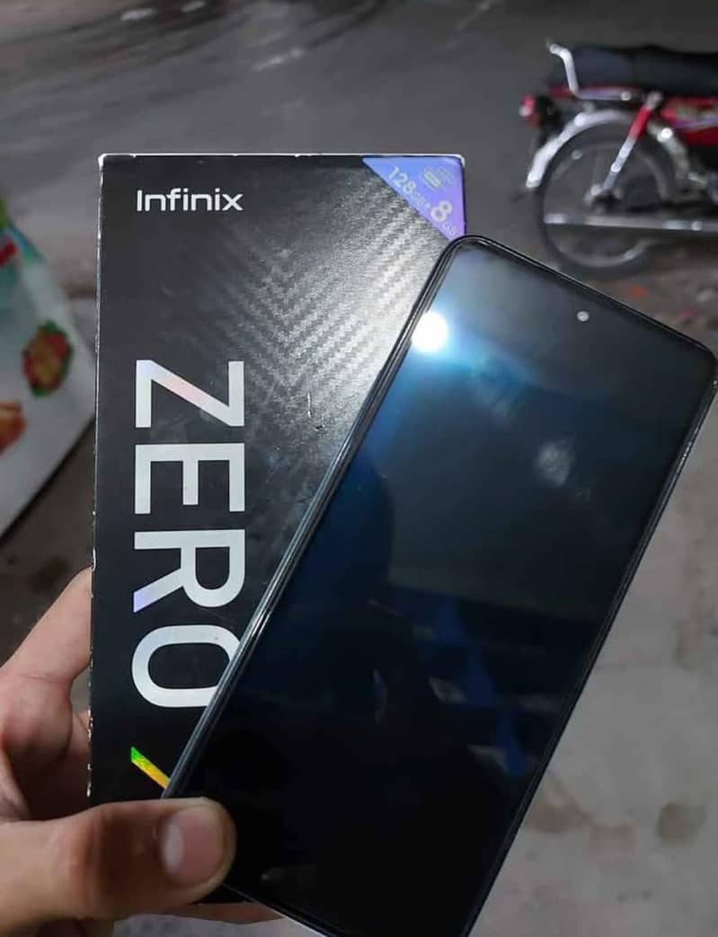 Infinix Zero X Pro 1