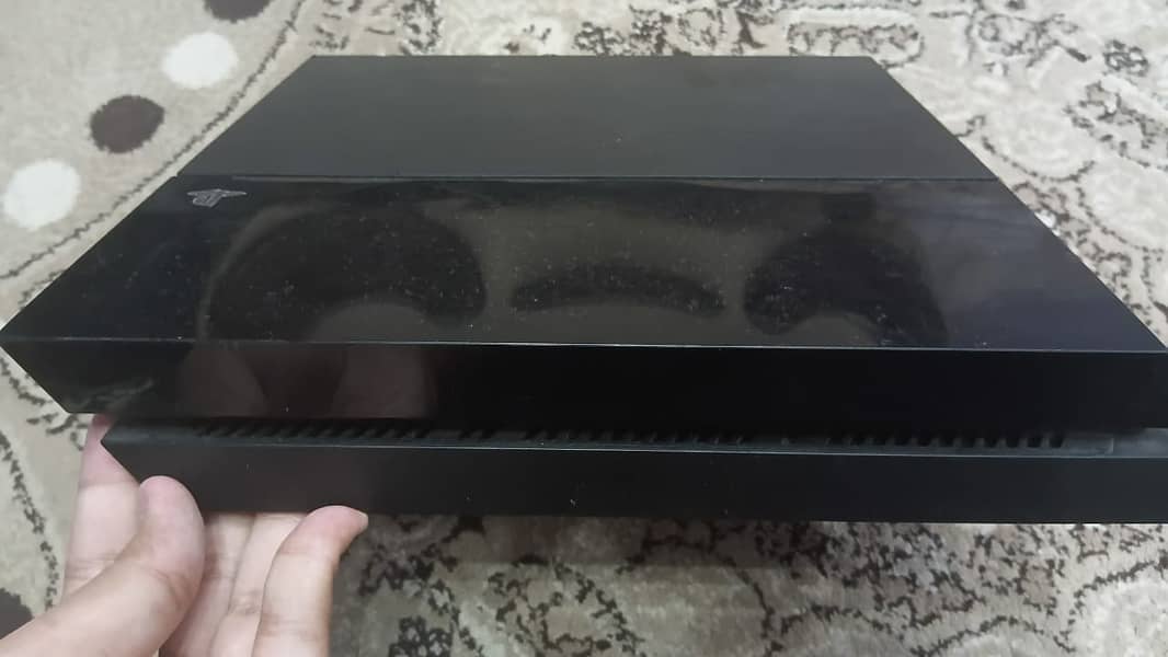 PS4 good condition 4