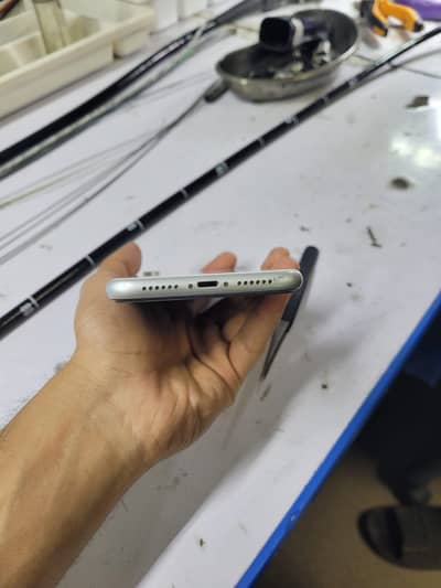 Apple iPhone XR