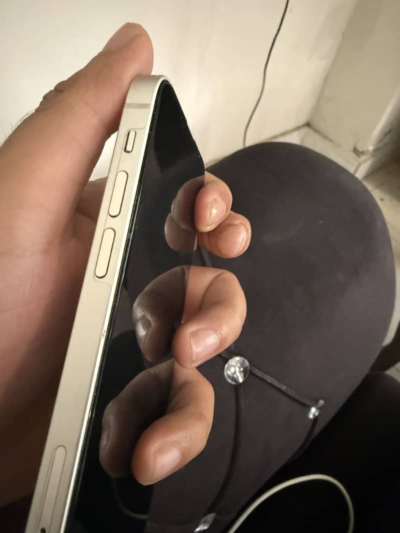 Apple iPhone 13 mini 5