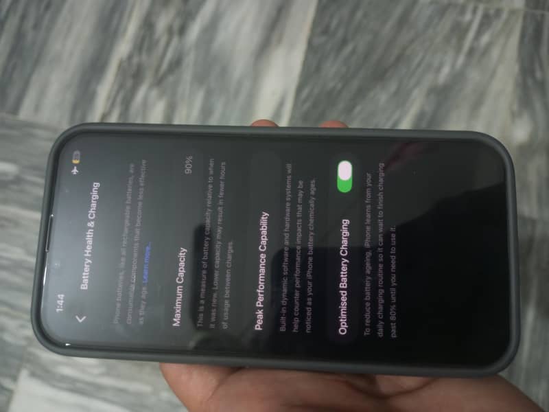 Apple iPhone 13 1