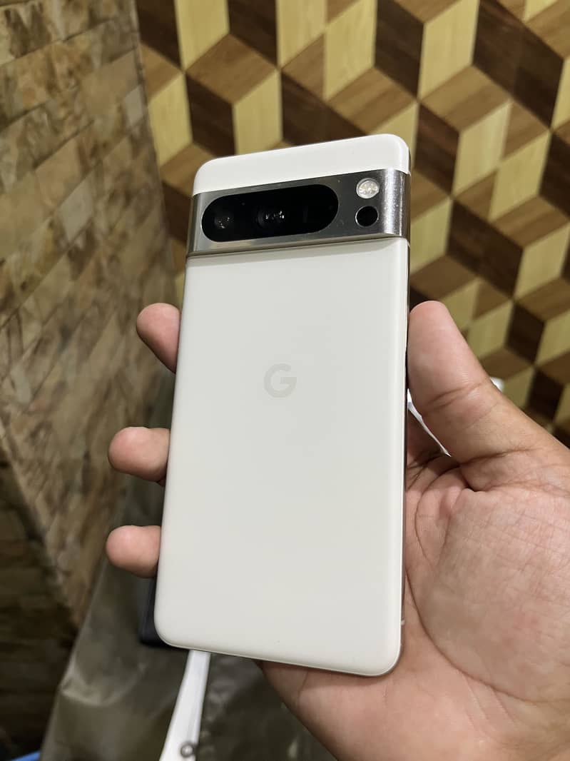 Google Pixel 8 Pro 3