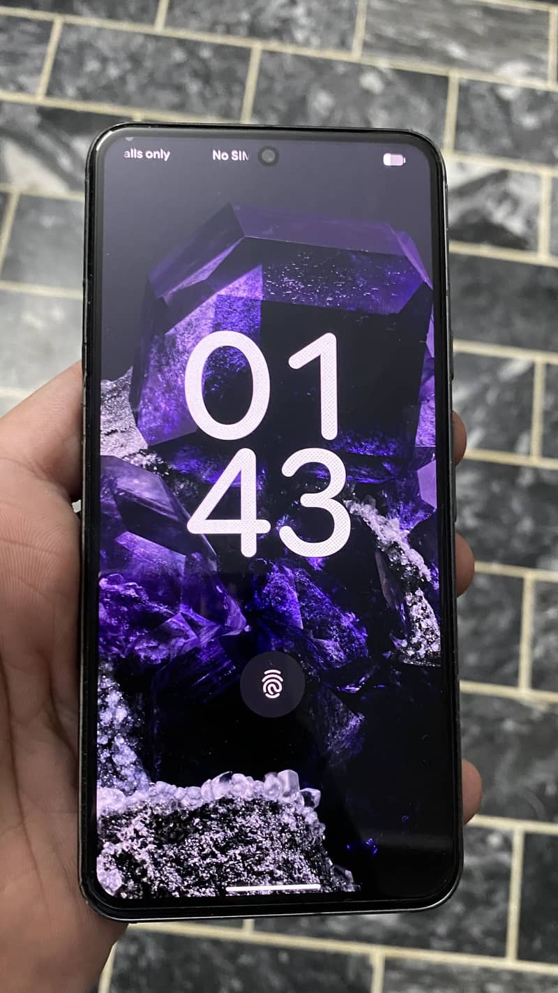 Google Pixel 8 1
