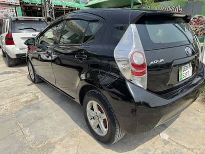 Toyota Aqua 2012