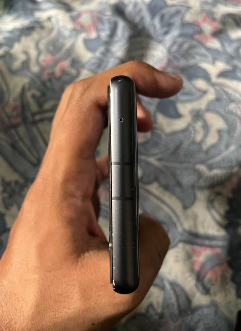 Google Pixel 7a 4
