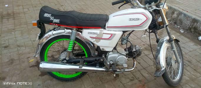 tayar bike 2017 10 by 10 condition