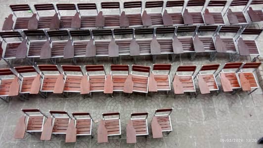 6 month used iron chairs