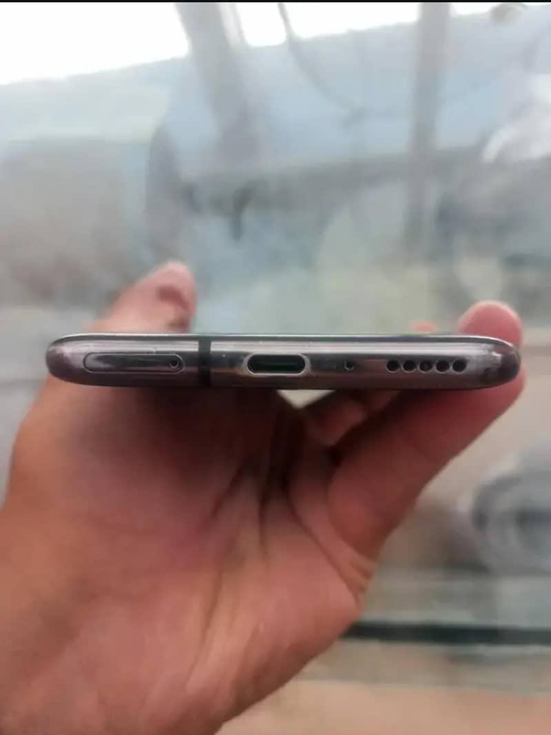 One Plus 7 Pro 1