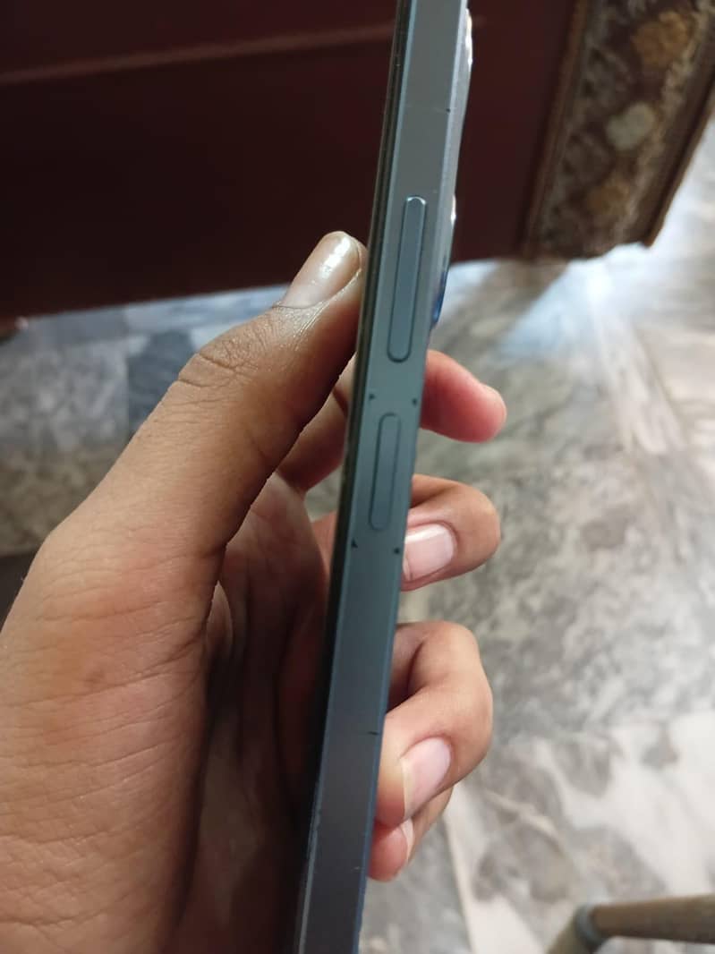 Realme C63 2