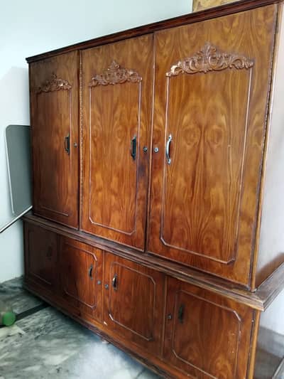 Wooden jumbo size wardrobe