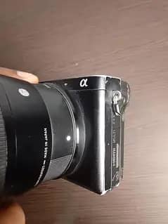 Sony 6500 with lens