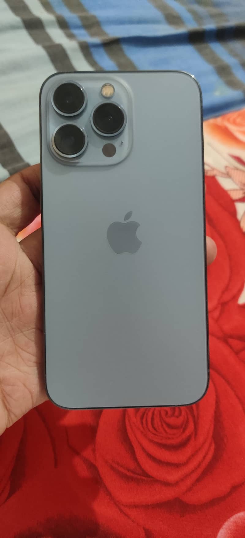 Apple iPhone 13 Pro 2