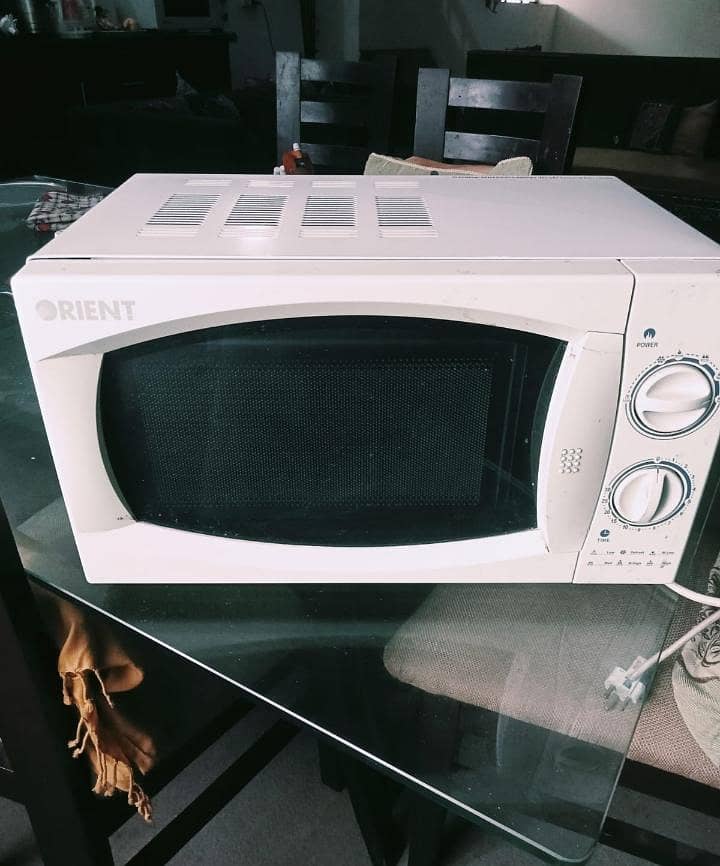 Microwave oven 2