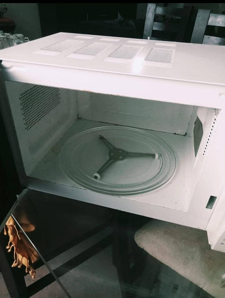 Microwave oven 3