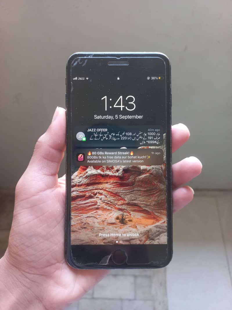 Apple iPhone 7 Plus PTA. 1