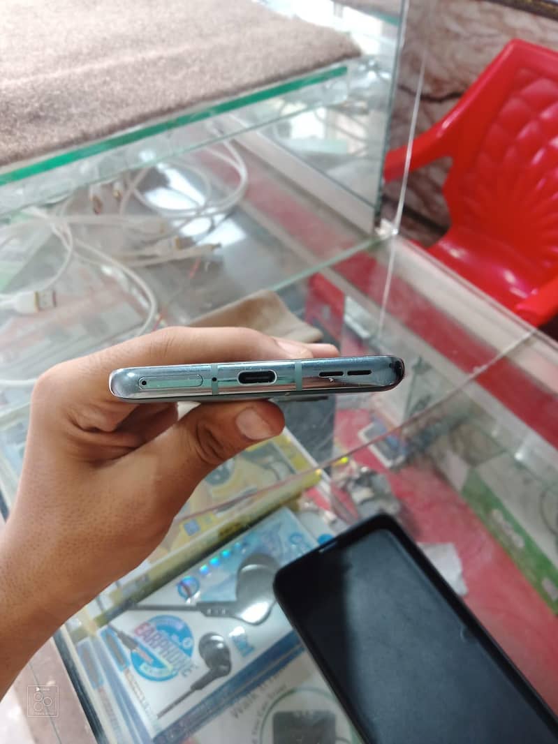 One Plus 9 Pro 5