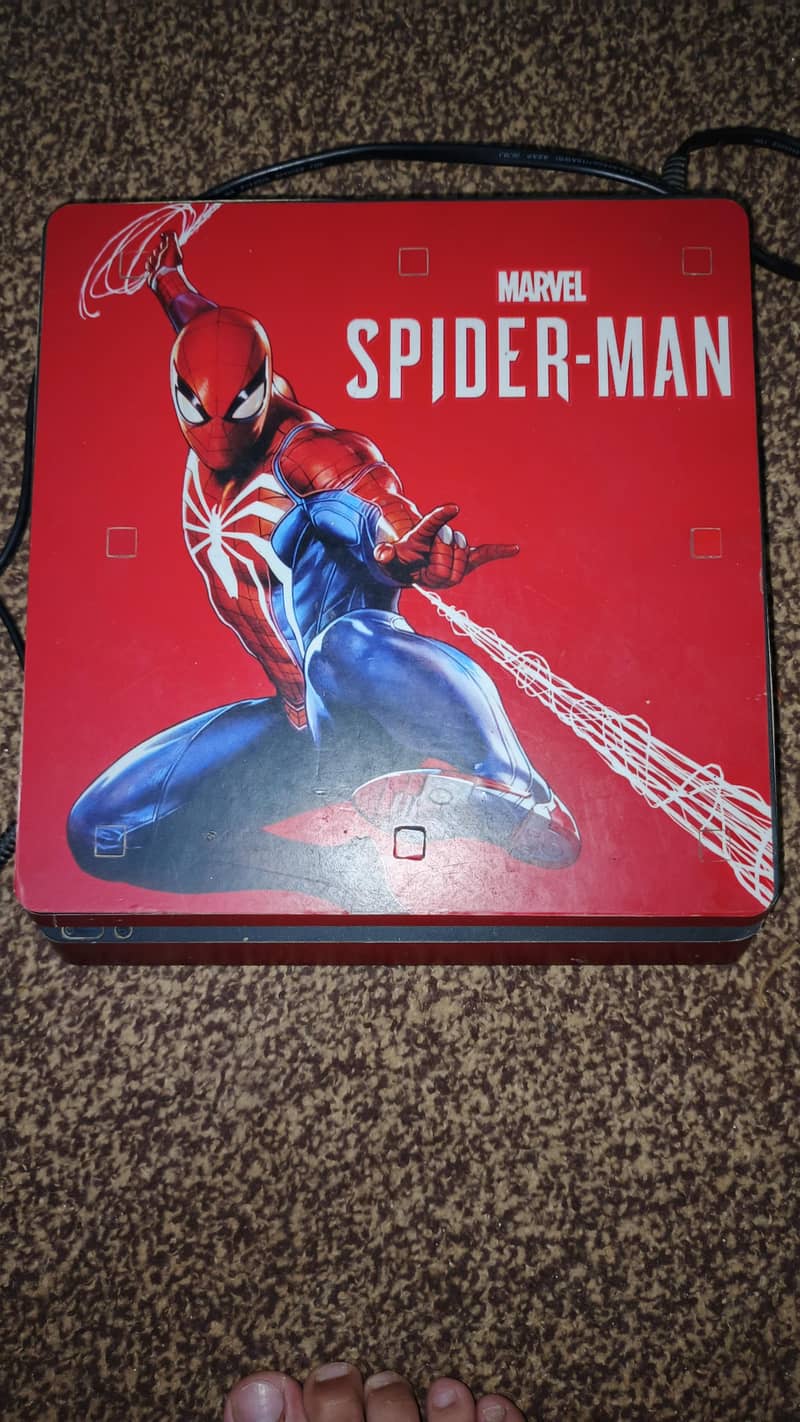 Ps4 slim 0