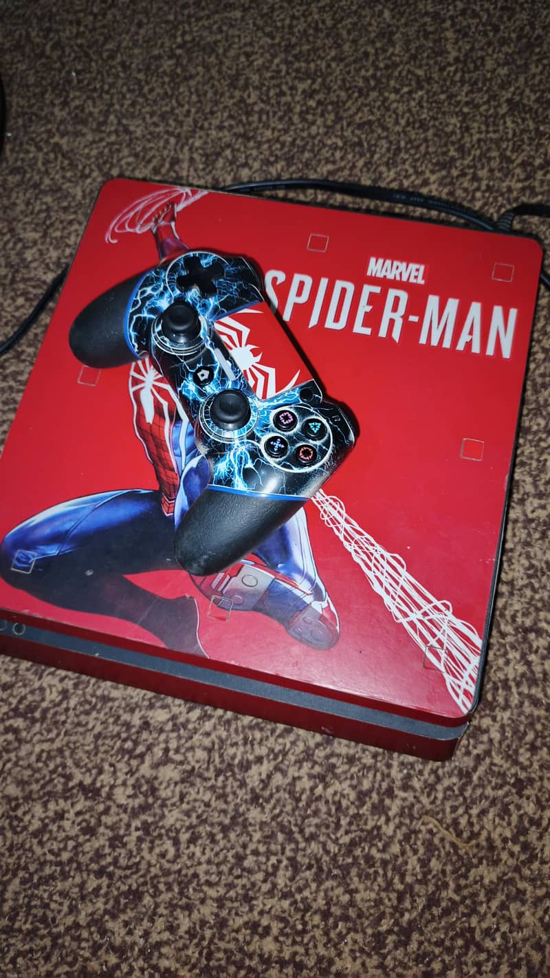 Ps4 slim 2