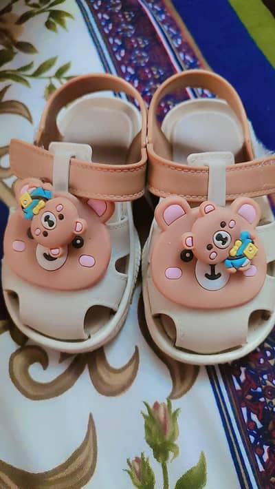shoes number 24