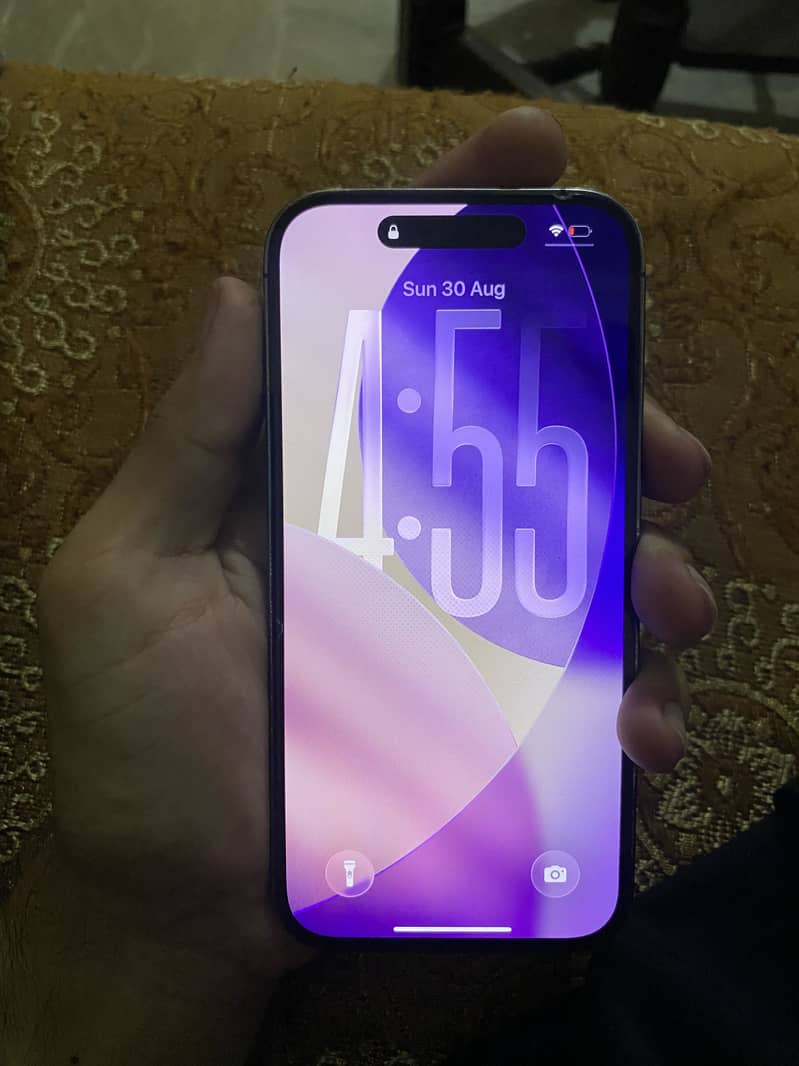 iPhone 14 pro 2