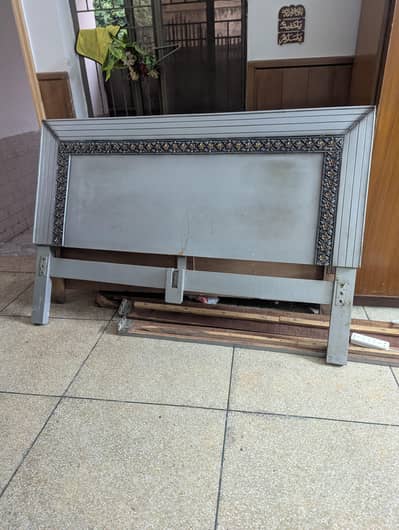 King size bed for sale