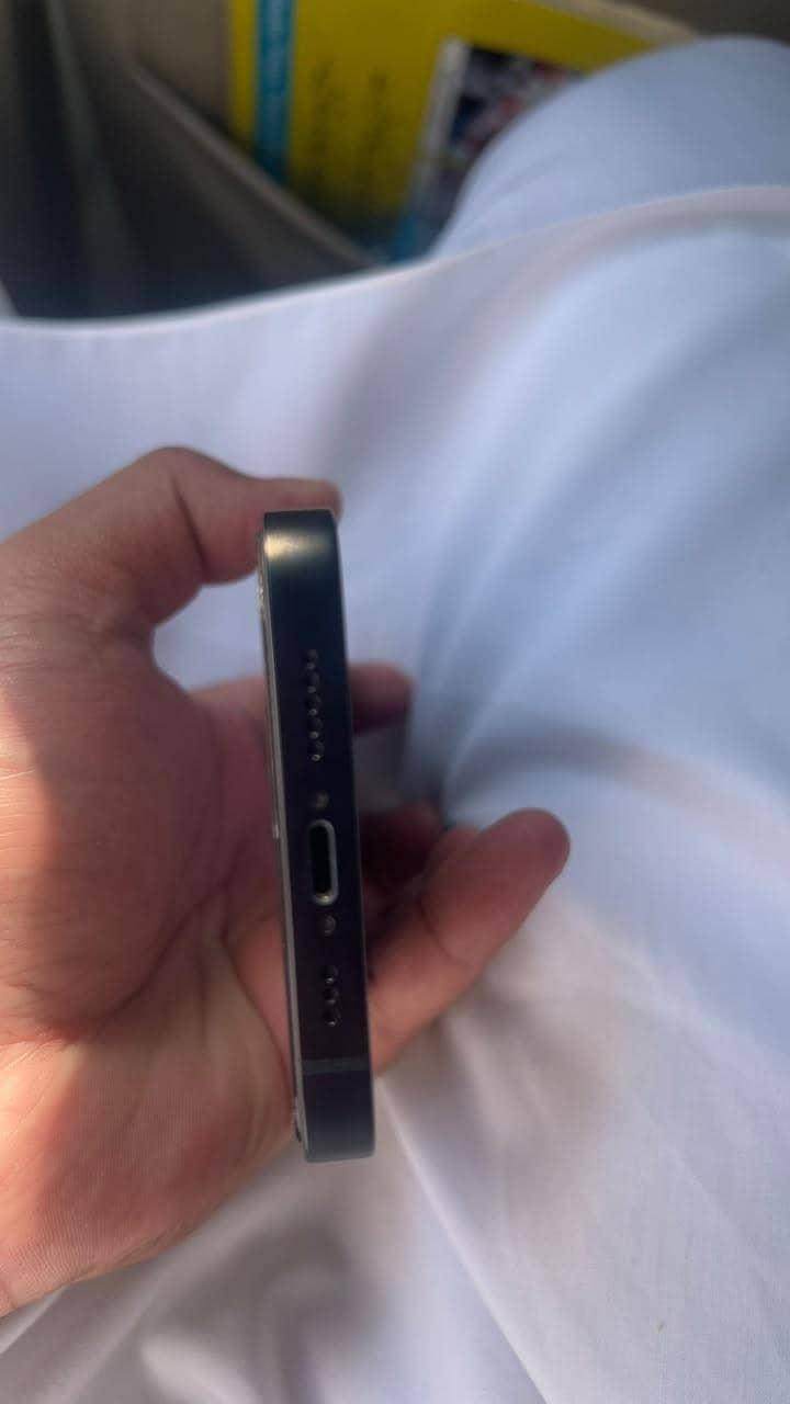 Apple iPhone 13 3