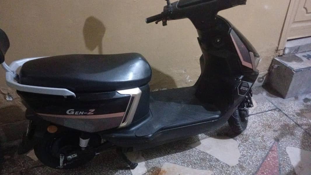 25 model new condition 5