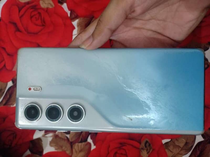 Tecno CAMON 40 Pro 2