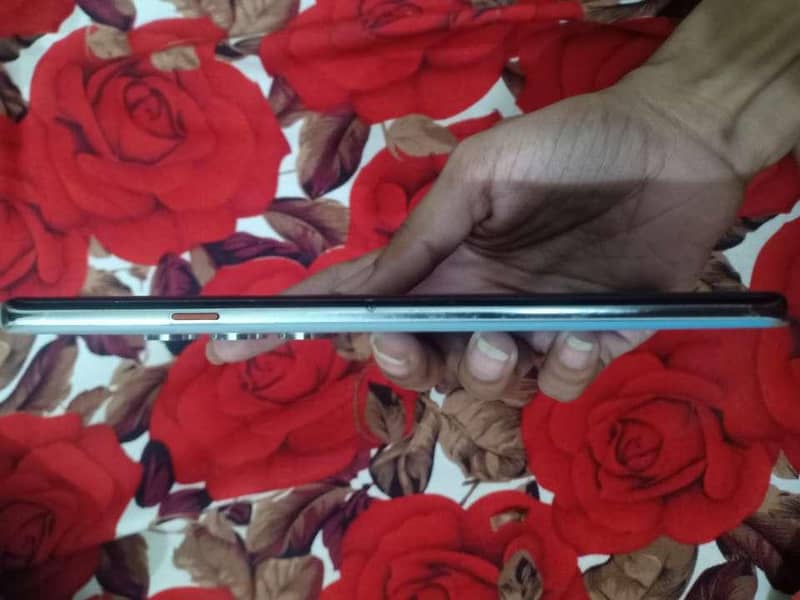 Tecno CAMON 40 Pro 3