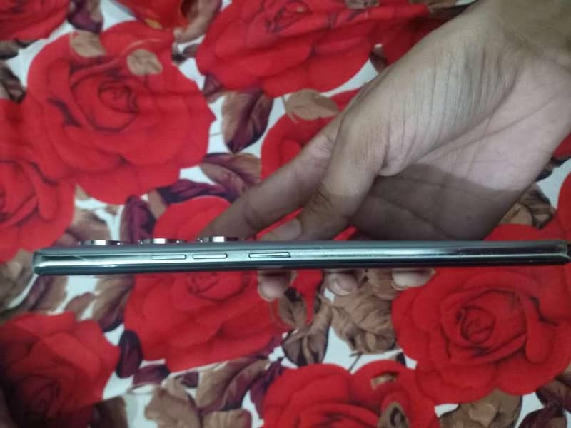 Tecno CAMON 40 Pro 5