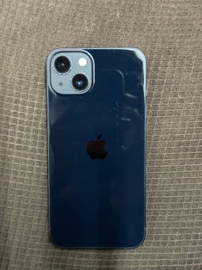 Apple iPhone 13
