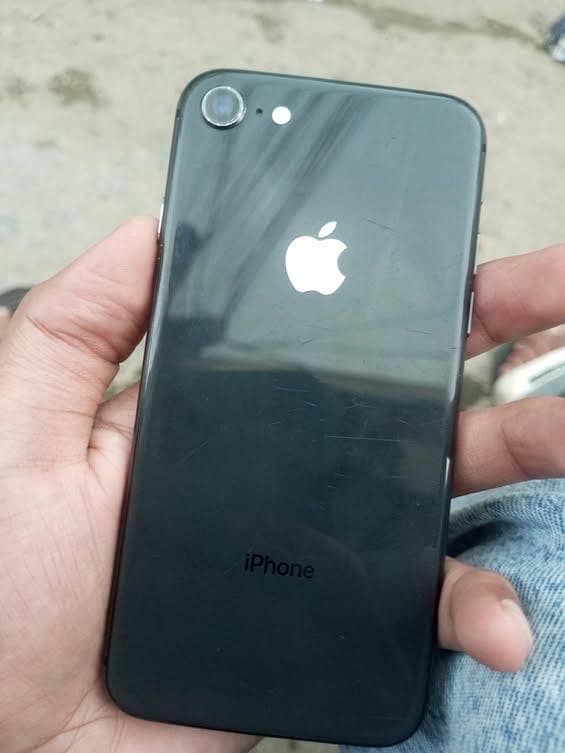 Apple iPhone 8 2