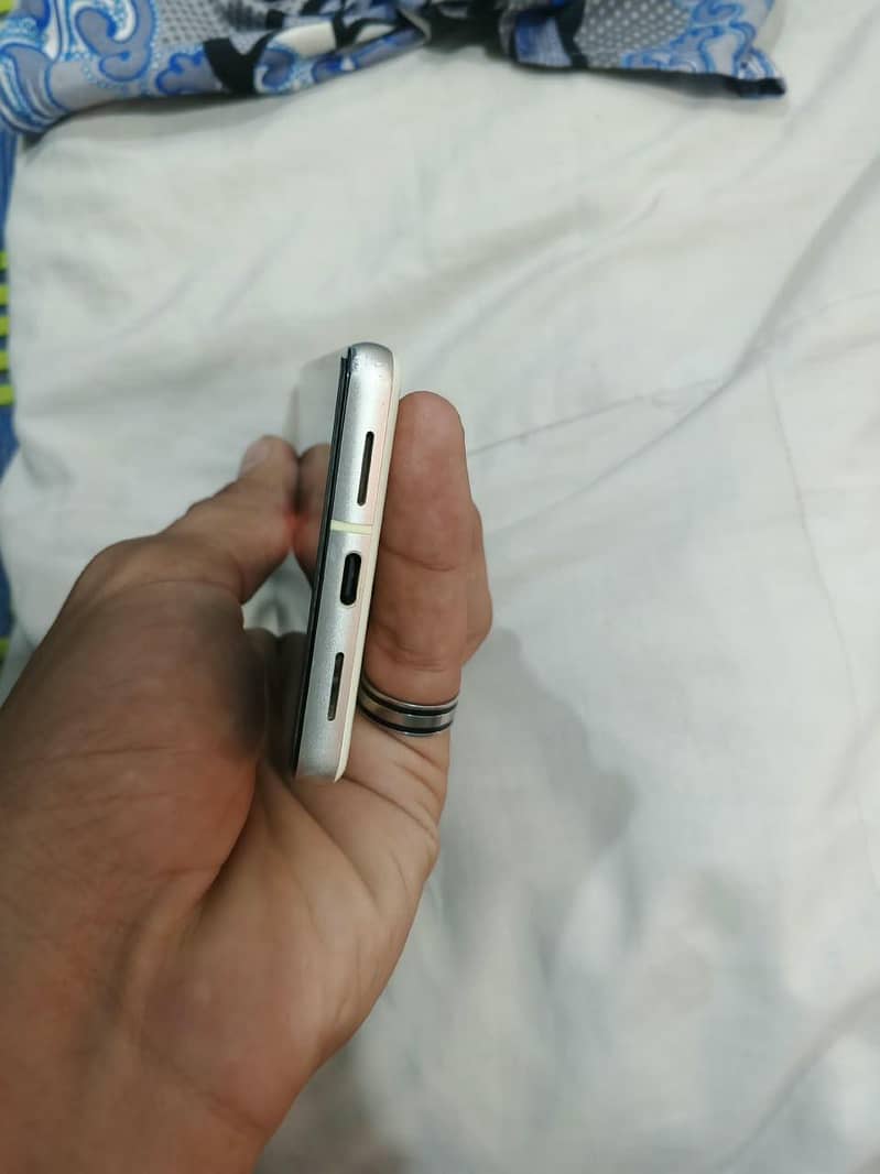 Google Pixel 7 2