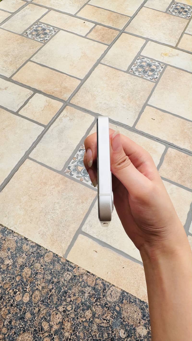 Apple iPhone 12 3