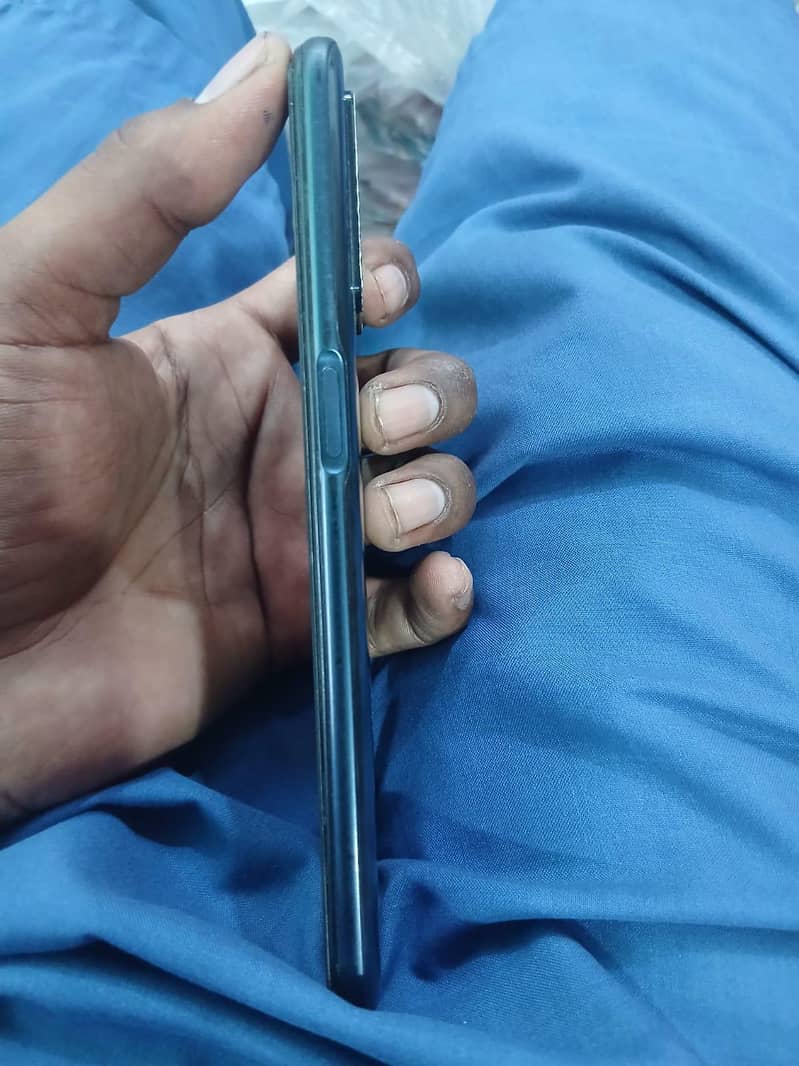 OPPO A54 0
