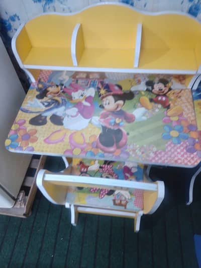KIDS STUDY TABLE