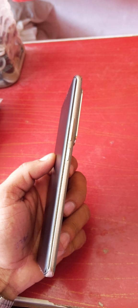 Infinix Zero 30 4