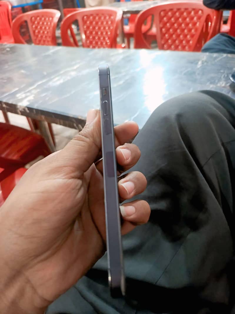 Apple iPhone 14 Pro Max 5