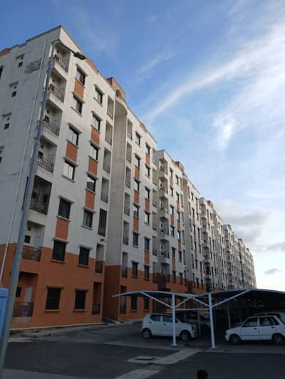 3 Bedroom flat Available for rent with servant quarter I16
