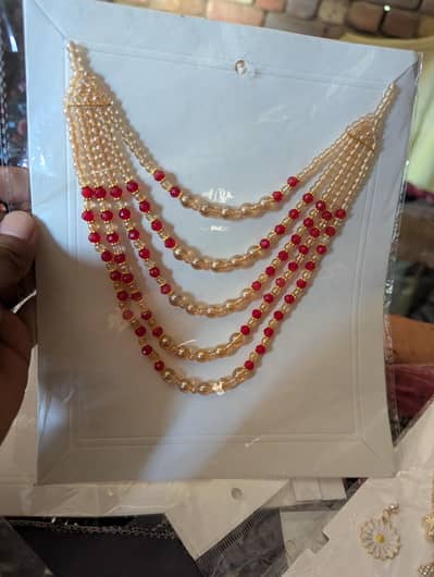 Beautifull Red and Golden Beaded Necklace for Sale