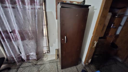 Wardrobe | Almari | single door Wardrobe