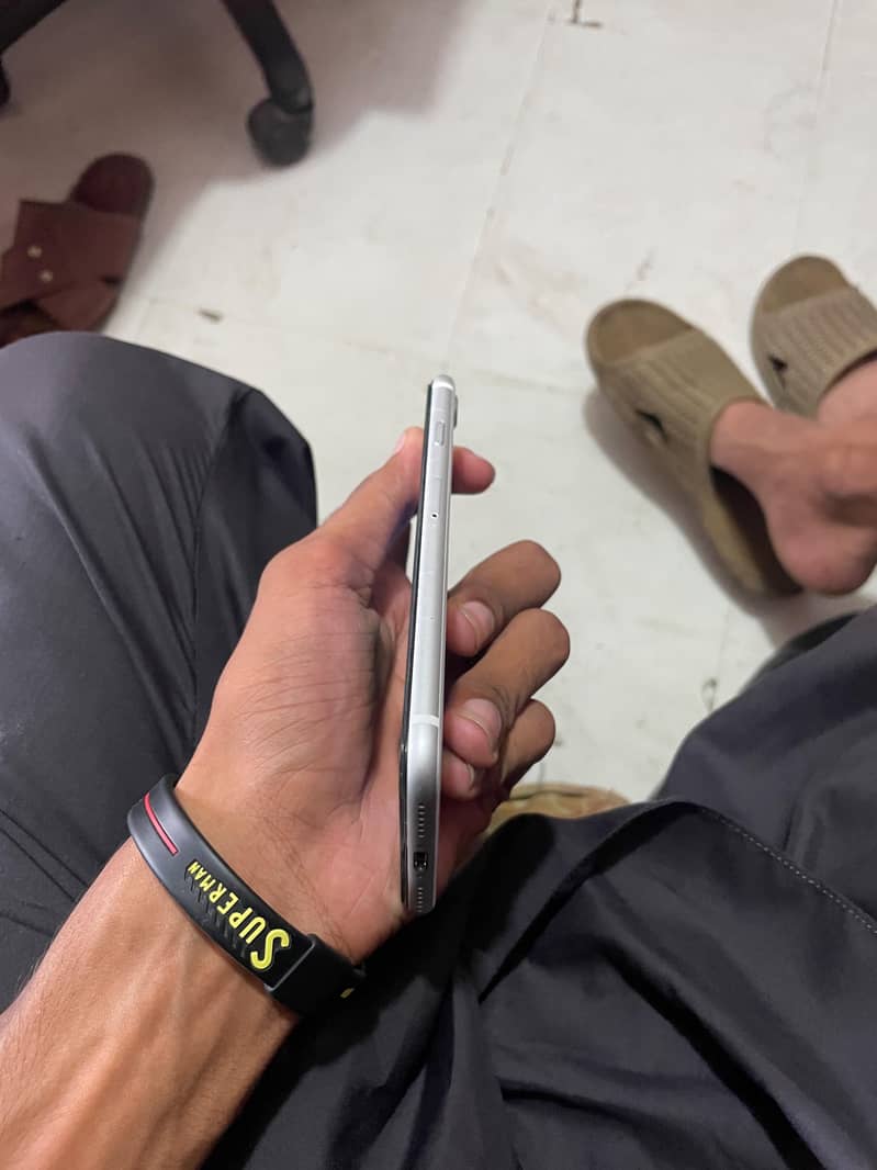 Apple iPhone SE 1