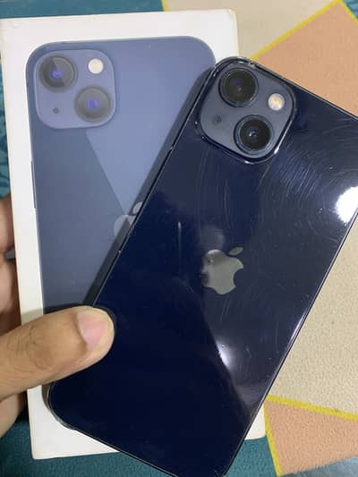 Apple iPhone 13