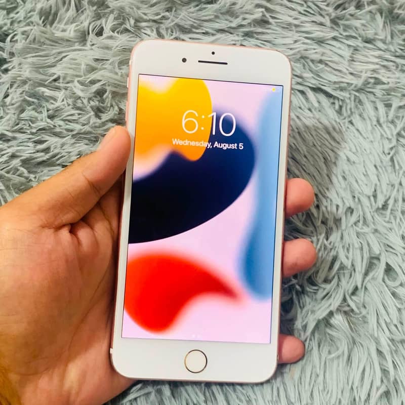 Apple iPhone 7 Plus 1