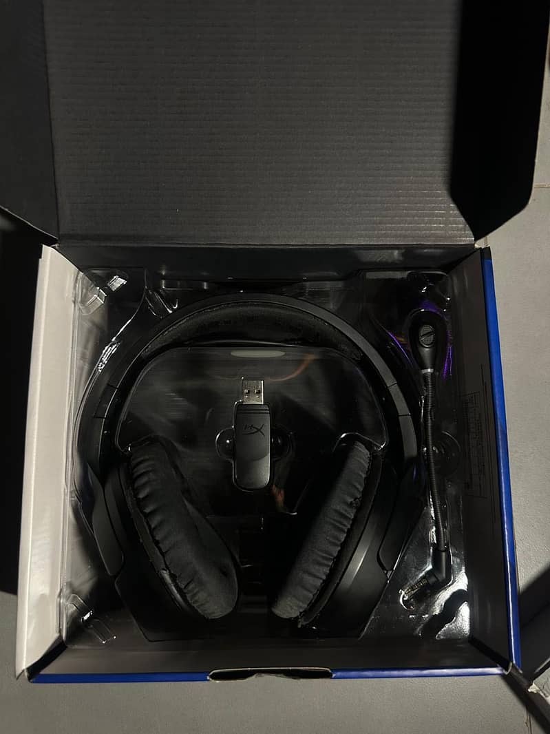 HyperX cloud flight Wireless Gaming Headset 3